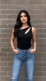Body Bianca Escote Hombro Asimétrico